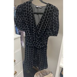 Zara velvet polka Swiss dot Holiday christmas velvet Puff sleeve mini dress XS